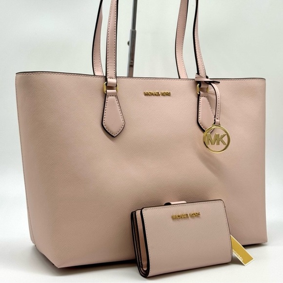 Michael Kors Sheila Large Logo Tote Bag & Matching Bifold Wallet Powder Blush - Picture 3 of 14